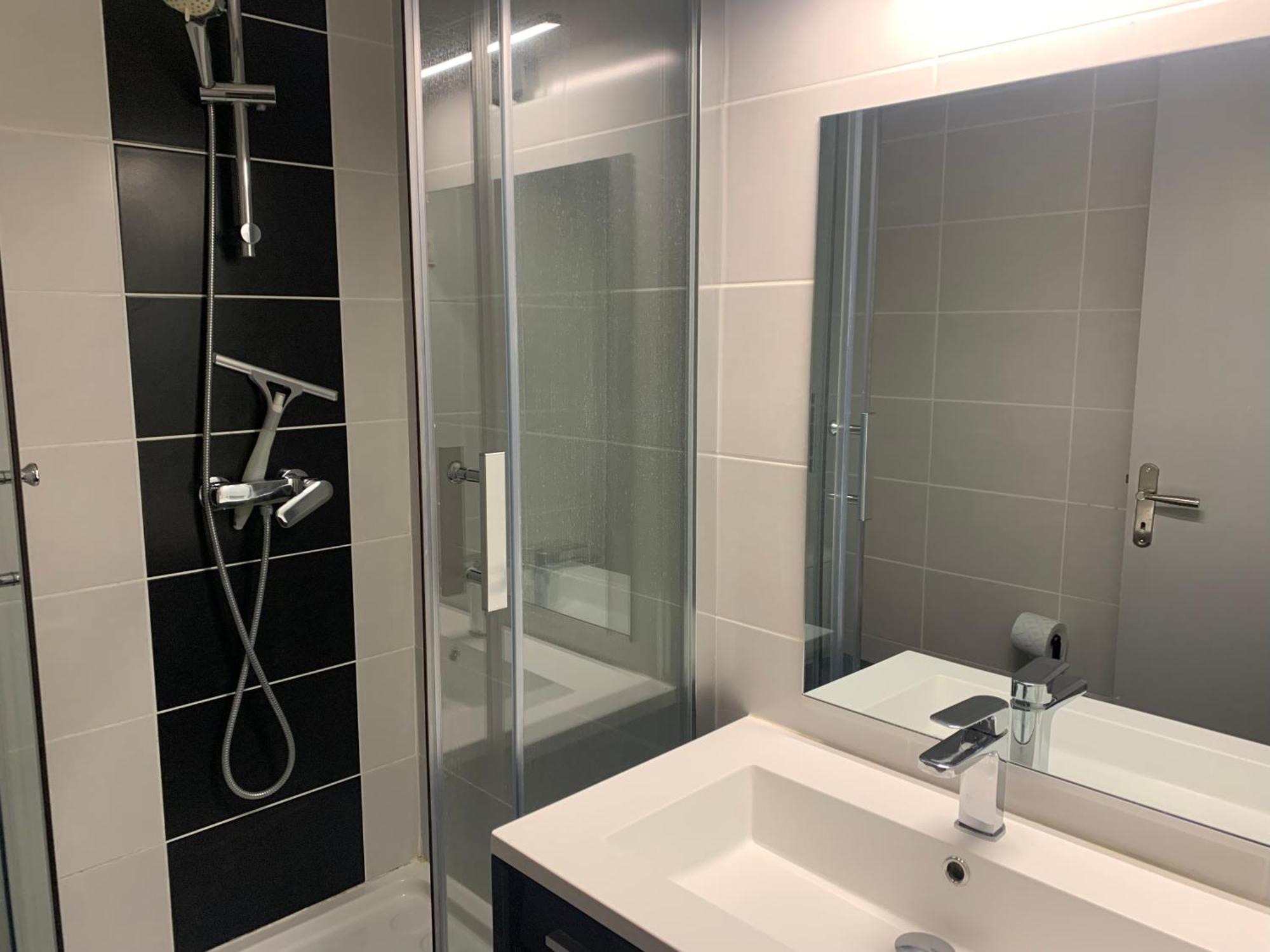 Apartment Les 3 Tours Et Parking La Rochelle (Charente-Maritime)