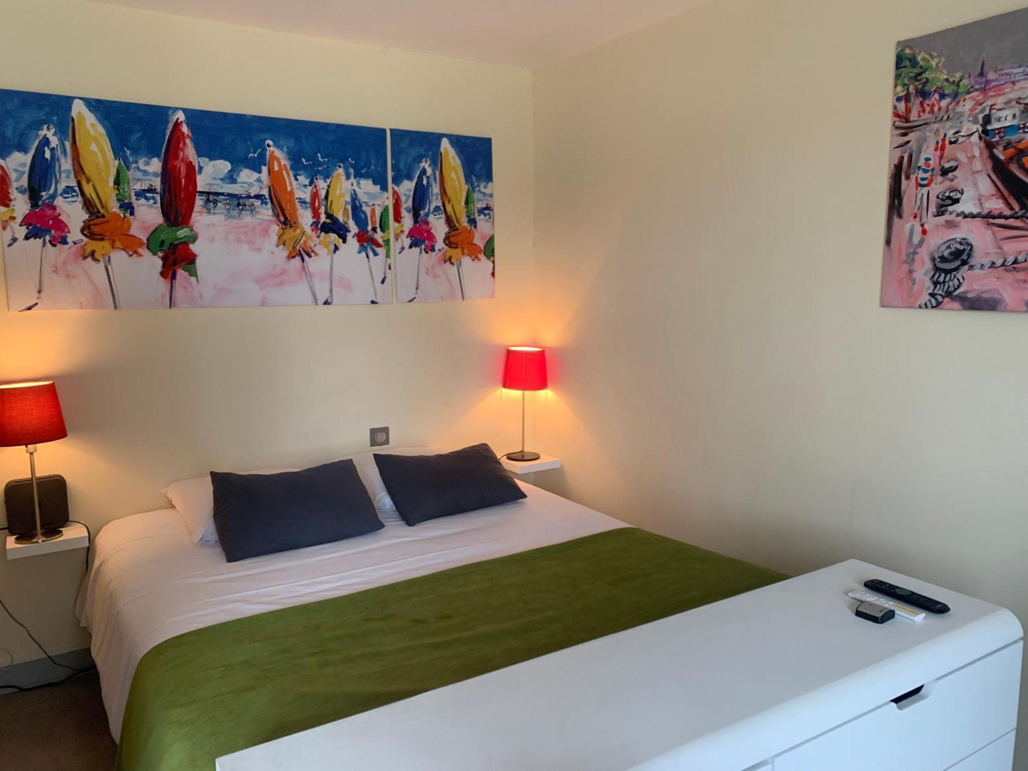 Apartment Les 3 Tours Et Parking La Rochelle (Charente-Maritime)