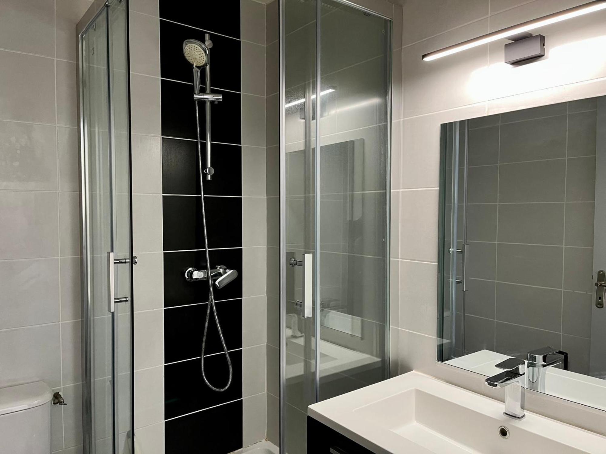 Apartment Les 3 Tours Et Parking La Rochelle (Charente-Maritime)